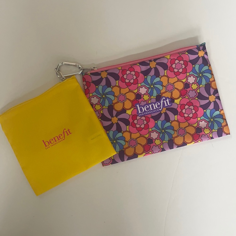 🆕 2pc BENEFIT Beauty Bags